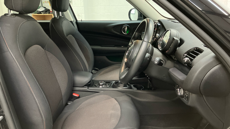 MINI Clubman 1.5 Cooper Exclusive 6dr Auto [Comfort/Nav+ Pack] Petrol Estate